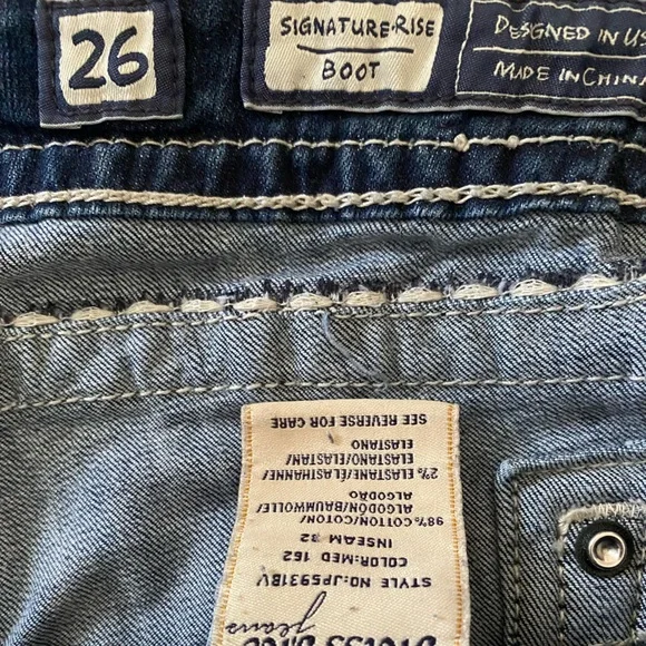 Miss Me Woman’s Boot cut Jeans 26 women Pants - Picture 4 of 7